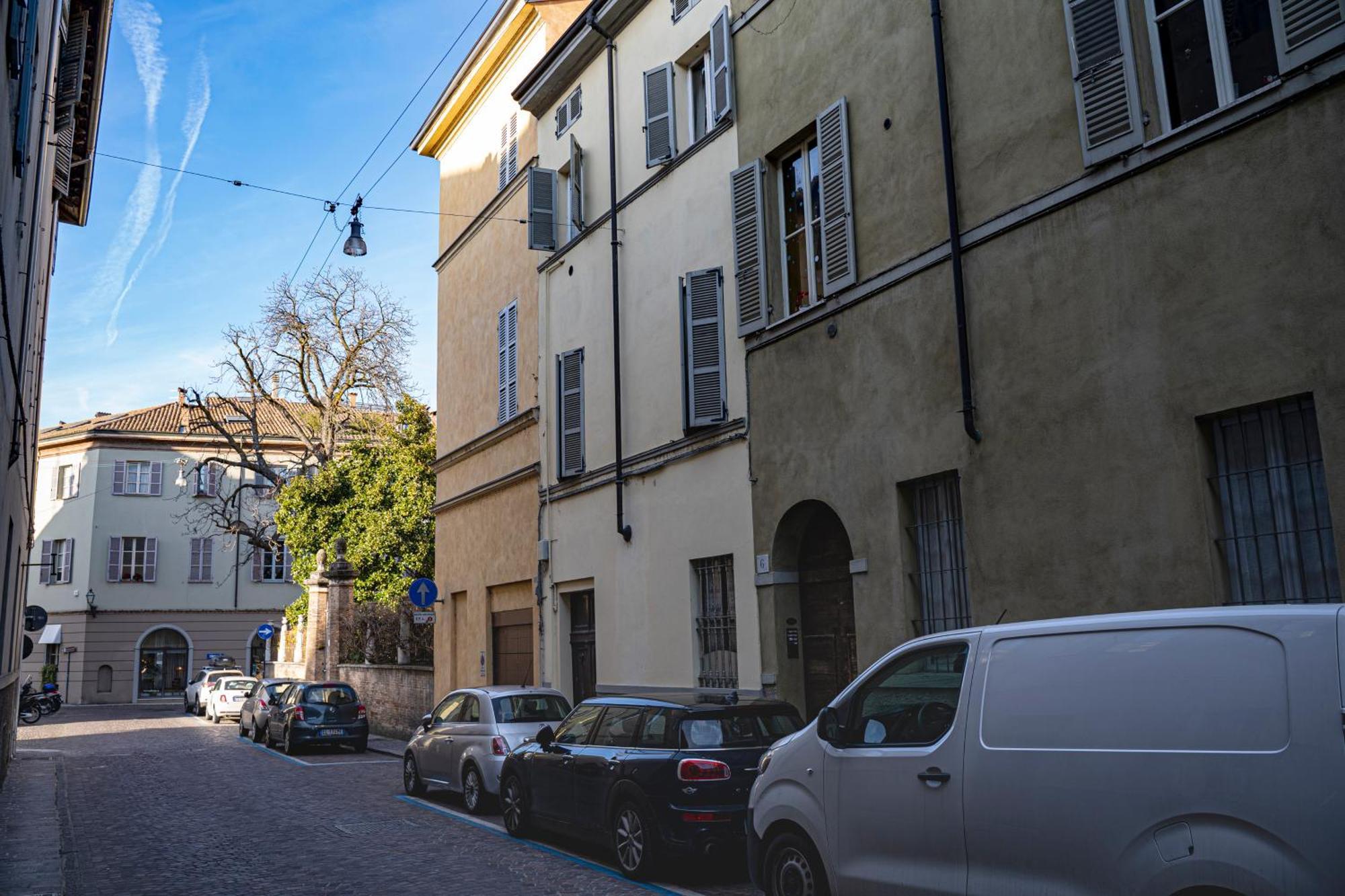 Parma, Antico Dietro Al Battistero